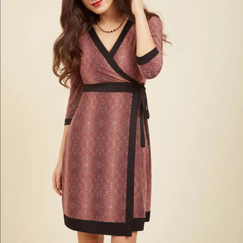 2/$20 Modcloth Statement Operating Procedure Dress - Picture 2 of 16